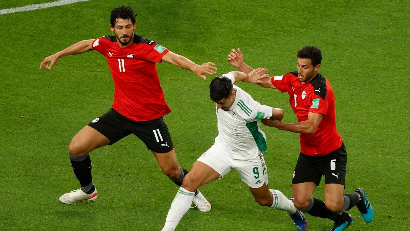 بث مباشر لمباريات الدوري الإنجليزي