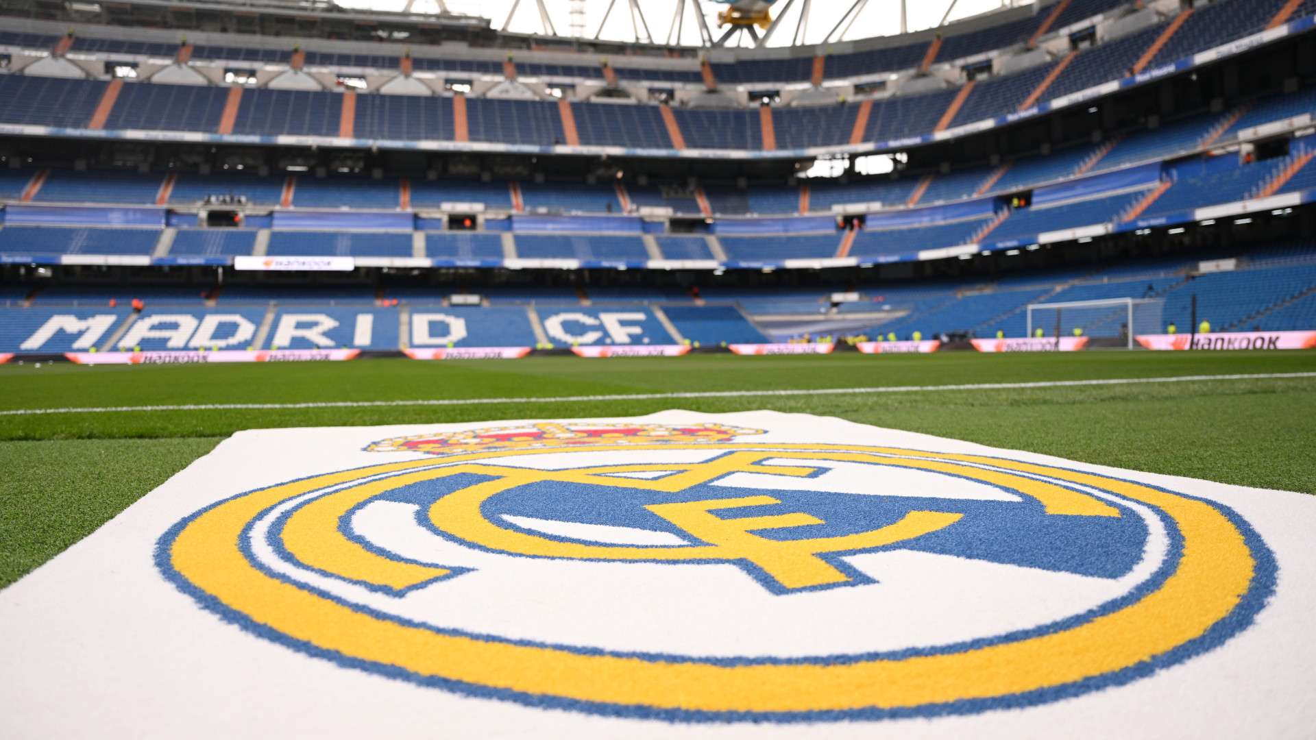 SANTIAGO BERNABEU REAL MADRID