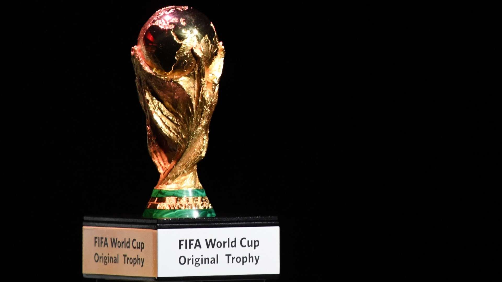 world cup trophy