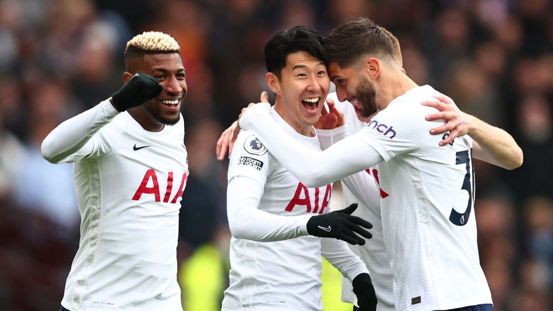 Rodrigo Bentancur and Son Heung-min playing for Tottenham