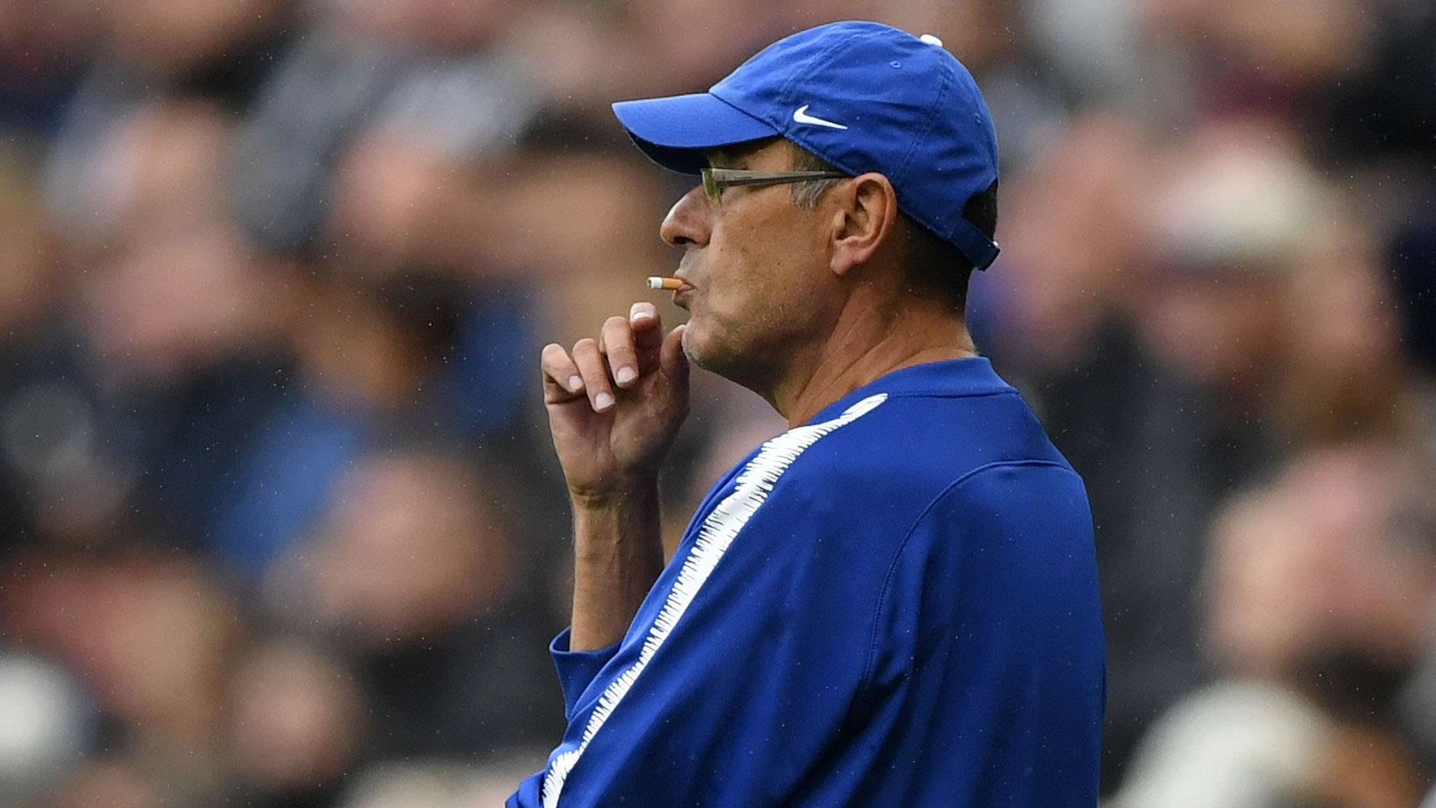 maurizio sarri smoking