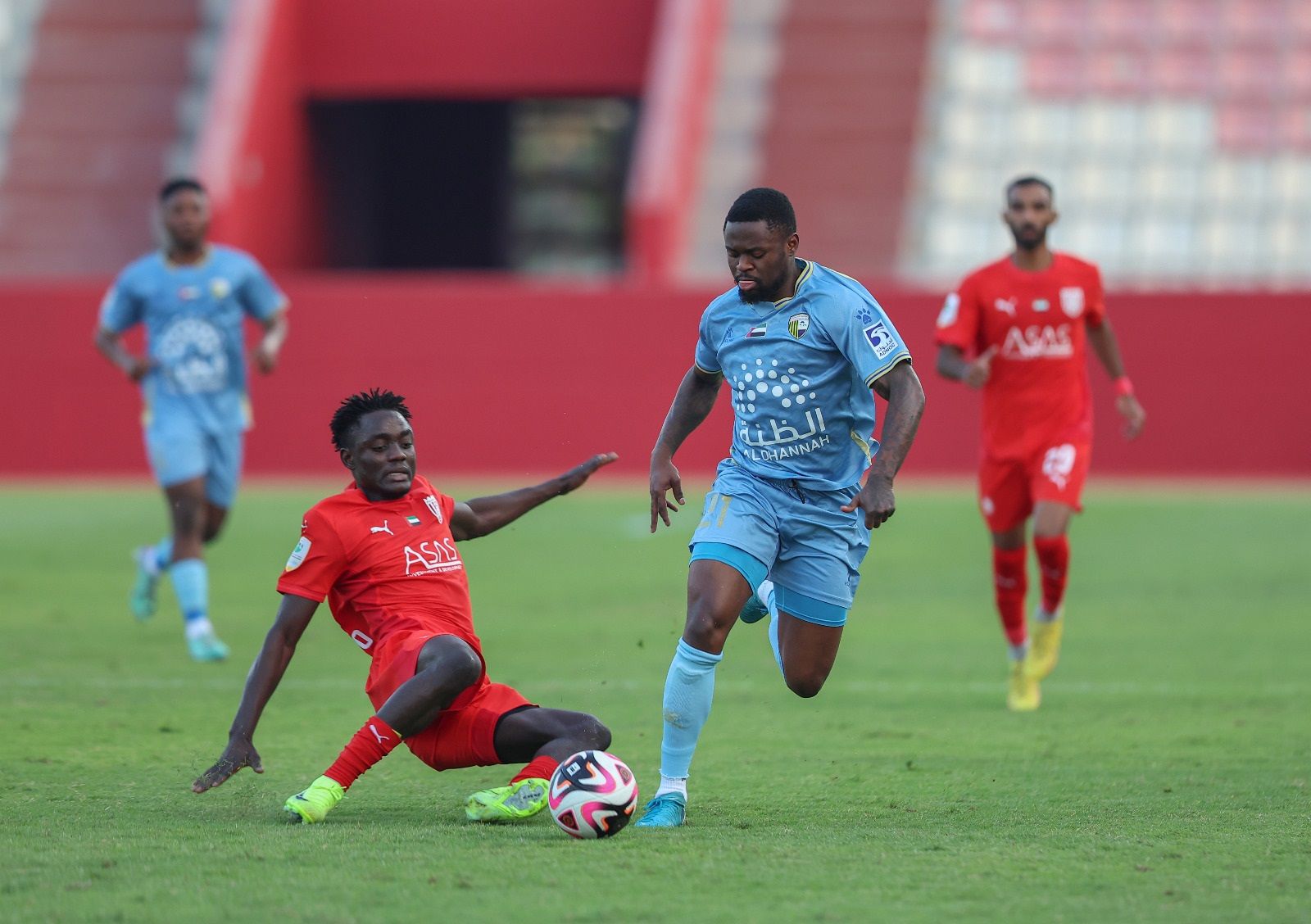 جوارديولا يتحدث عن مباراة لايبزيج في دوري الأبطال 