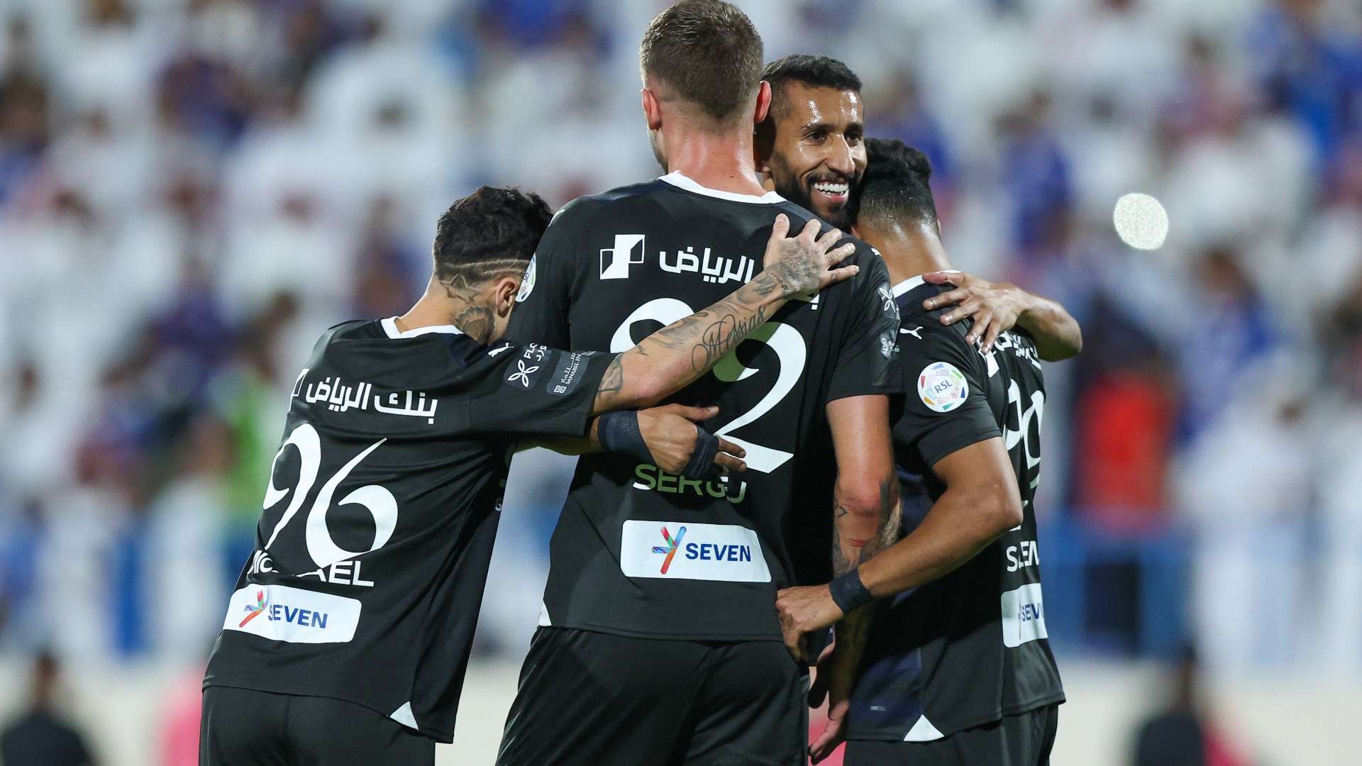 تشكيلة الاهلي والنصر هذا المساء 