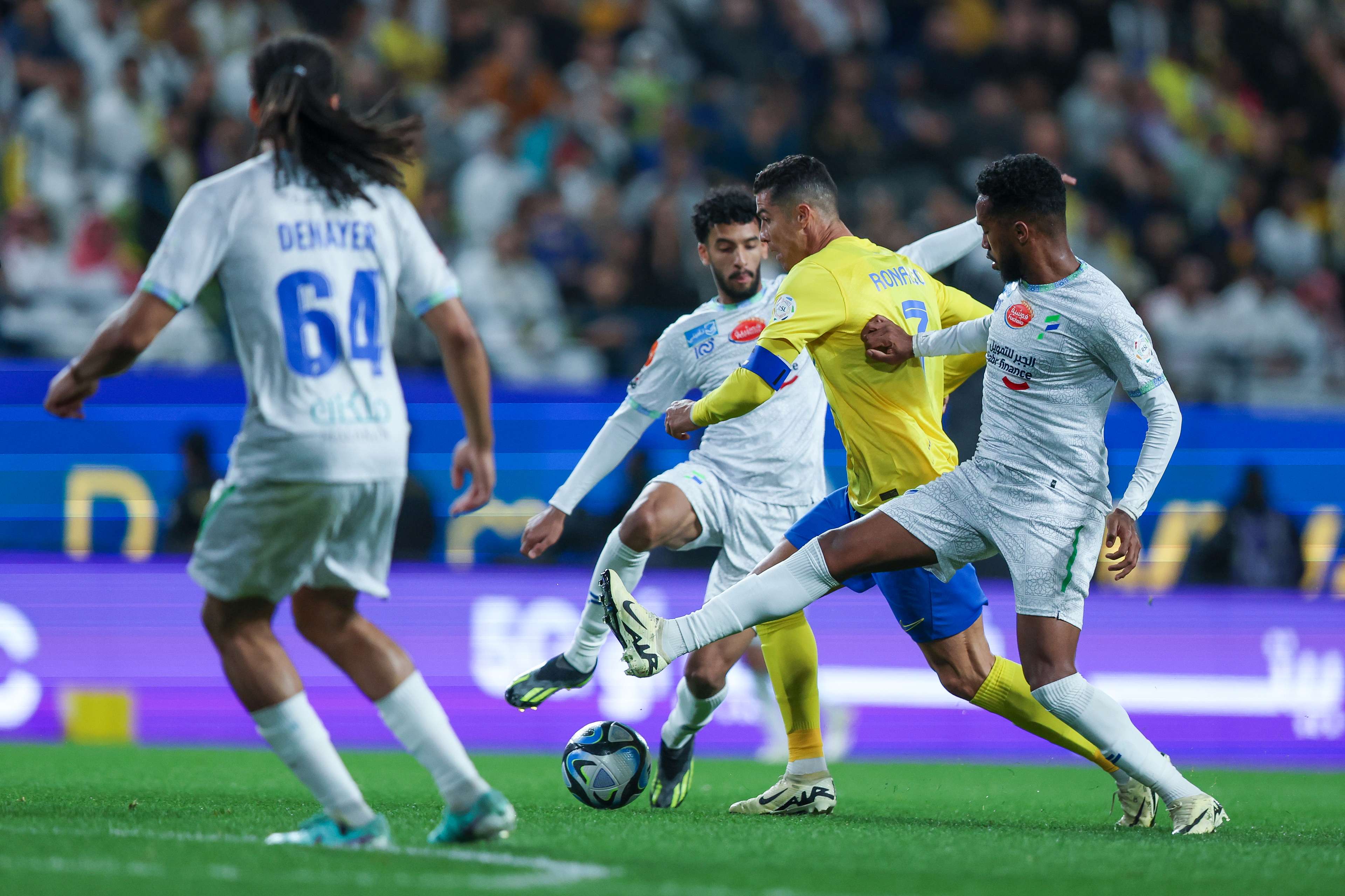 صور تكشف الفارق بين ريال مدريد و أتليتكو ..! 