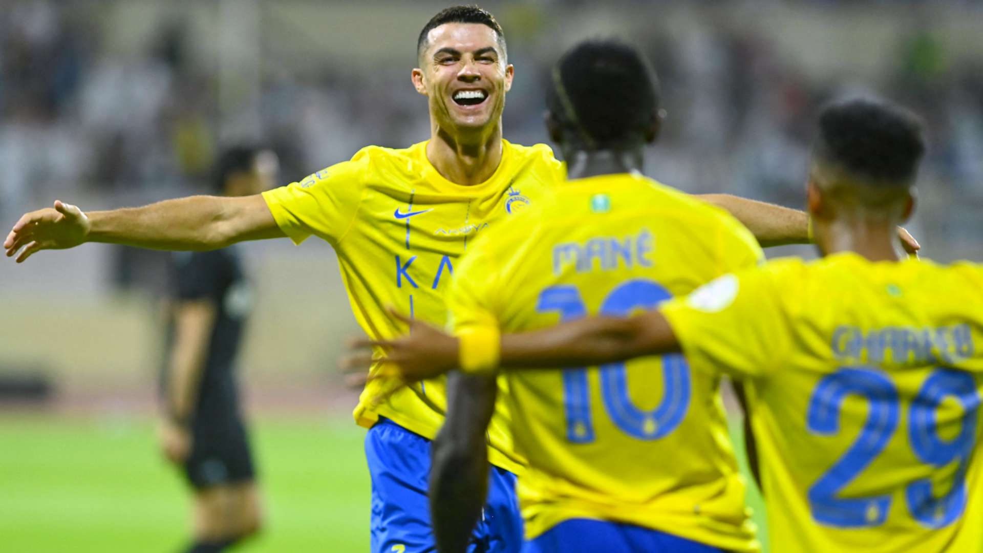 يعاني بعد النصر .. مالك نابولي يحرج رودي جارسيا أمام الإعلام مهاجمًا إياه! | 