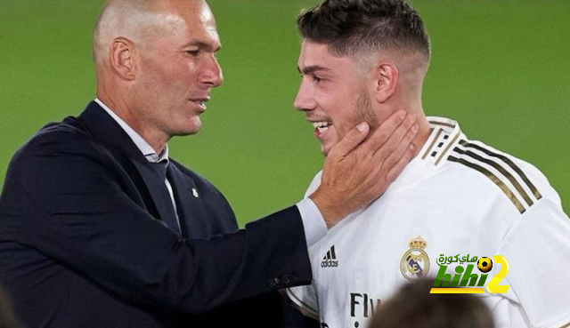 أسطورة ريال مدريد على رأس القائمة .. مانشستر يونايتد يحدد بدلاء تين هاج | 