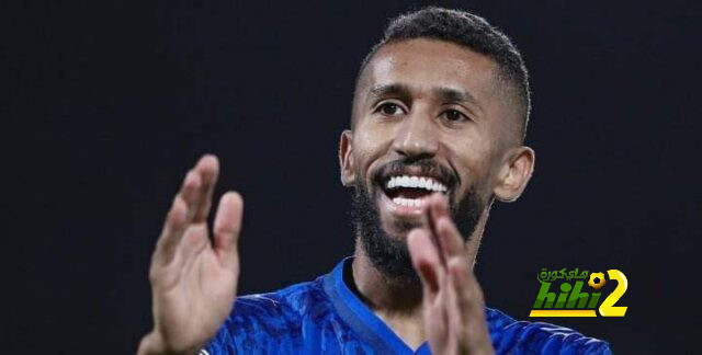 لاعب فياريال يسهب في الإشادة بـ لامين يامال 