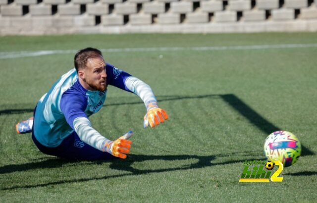 فاتي يرد على جمهور برشلونة 