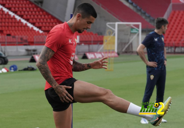 كم مباراة حضرها مانشيني في دوري روشن من أرض الملعب؟ 