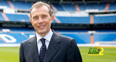 نسبة ريال مدريد في التعاقد مع ديفيس مستمرة في الارتفاع 