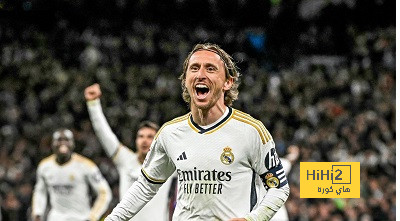 ريال مدريد ينافس اليونايتد على مدافع نابولي 