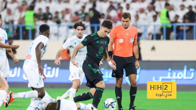 الاتحاد عاجز عن الفوز على الهلال منذ 1261 يومًا 