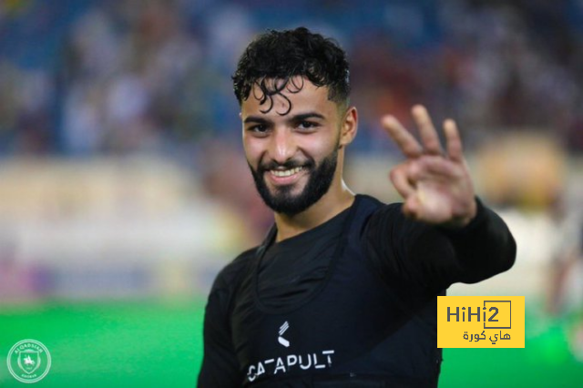 كواليس أزمة لاعبى منتخب نيجيريا بالمطار قبل مواجهة ليبيا.. صور 