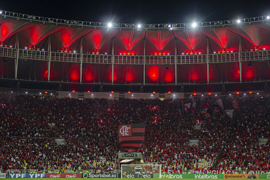 إسماعيل بن ناصر على رادار أندية الدورى السعودى وأرسنال فى الانتقالات الصيفية 