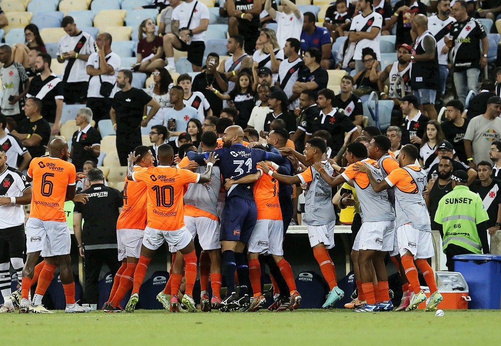 فيديو: الهلال يعود ويسجل الثاني في شباك العين 