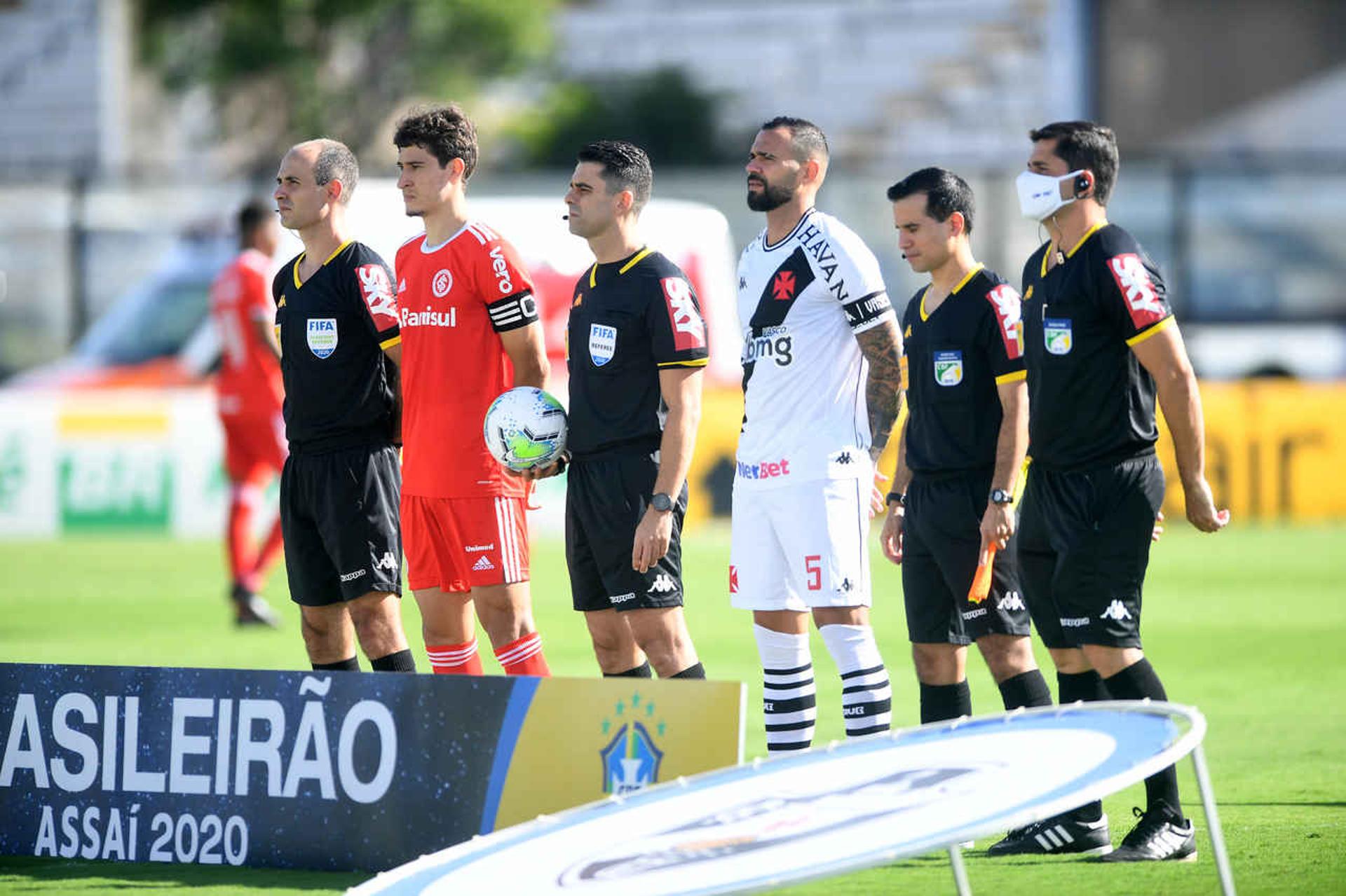 الاخدود مهتم بالتعاقد مع زيزو لاعب الزمالك 