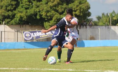 الاتحاد يتحرك للحفاظ على خدمات أحمد شراحيلي 