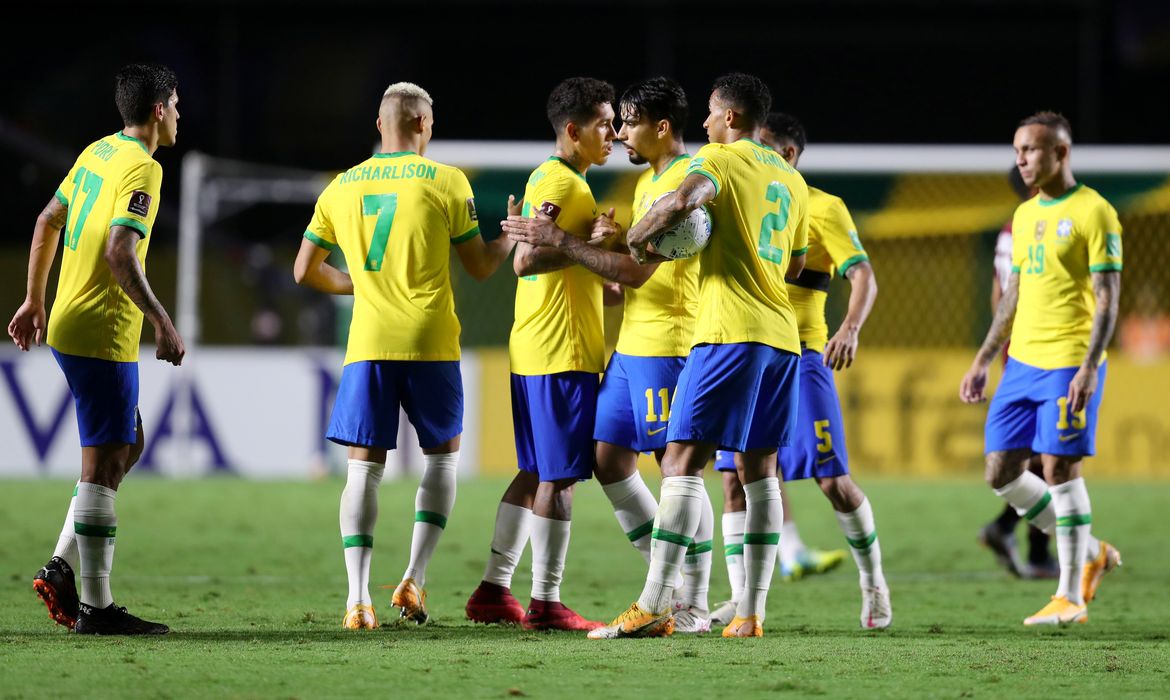 مورينيو يقدر إمكاناته.. الكشف عن موقف المدرب البرتغالي من ضم نجم النصر! | 