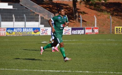 إسماعيل بن ناصر على رادار أندية الدورى السعودى وأرسنال فى الانتقالات الصيفية 