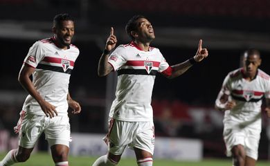 ميسي فقط يتفوق على لاعب جوارديولا 