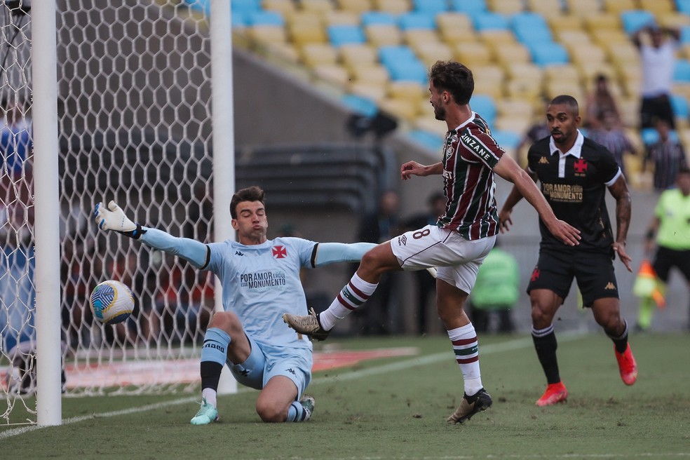 هل تصريحات رئيس الطائي منطقية بشأن الهلال؟ 