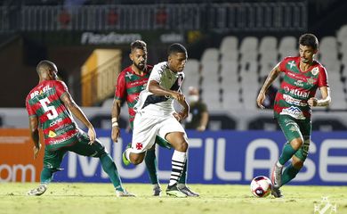 مغربيان بين صفوف ريال مدريد 