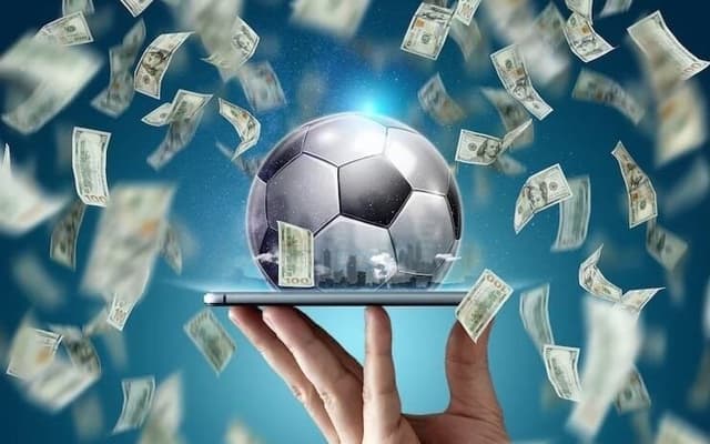 لماذا تعقدت صفقة إنتقال رييس جيمس إلى ريال مدريد ؟ 