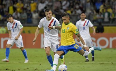 "الحقيقة تظهر ولو بعد حين" .. محمد الشيخ يرد على تشكيك الحائلي بعد أزمة الهلال والنصر! | 