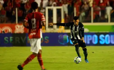 العهد اللبنانى يواجه مارينرز الأسترالي فى نهائي كأس الاتحاد الآسيوي 