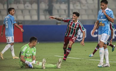 صافرة محلية تدير مباراة النصر والفتح في الدوري 