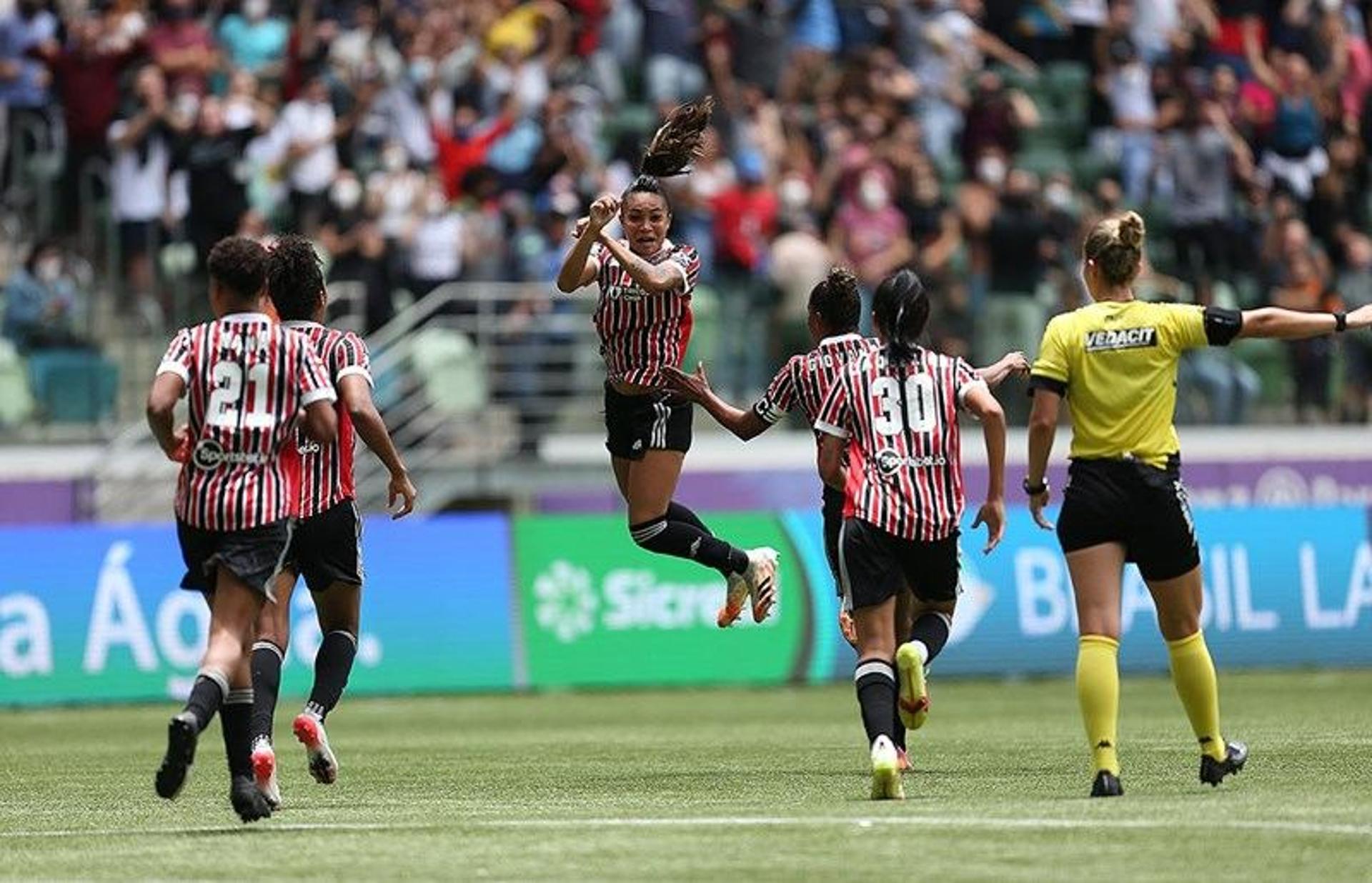 خوفًا من شرب الكأس الذي أذاقه للشباب قبل عامين .. سيناريو كأس العالم يرعب الاتحاد في "خليجي 26" | 