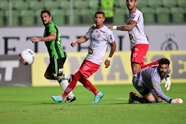 جونزاليس: الفوز على النصر جعلني أسعد مدرب 