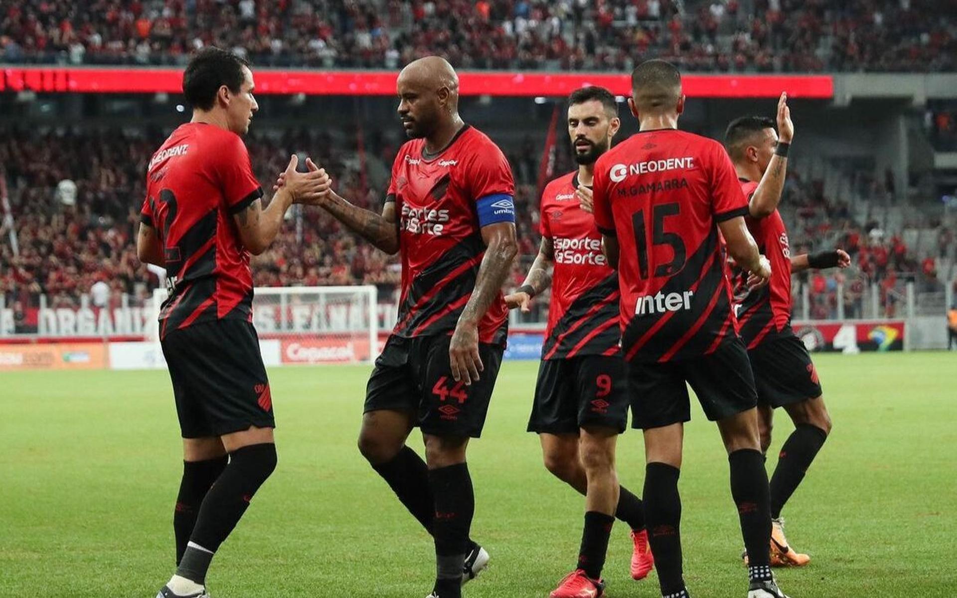 هجوم النصر أمام الهلال في الدوري السعودي 