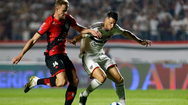 صلاح محسن يتحدث عن.. عرض الزمالك.. ومغادرة الأهلي | يلاكورة 