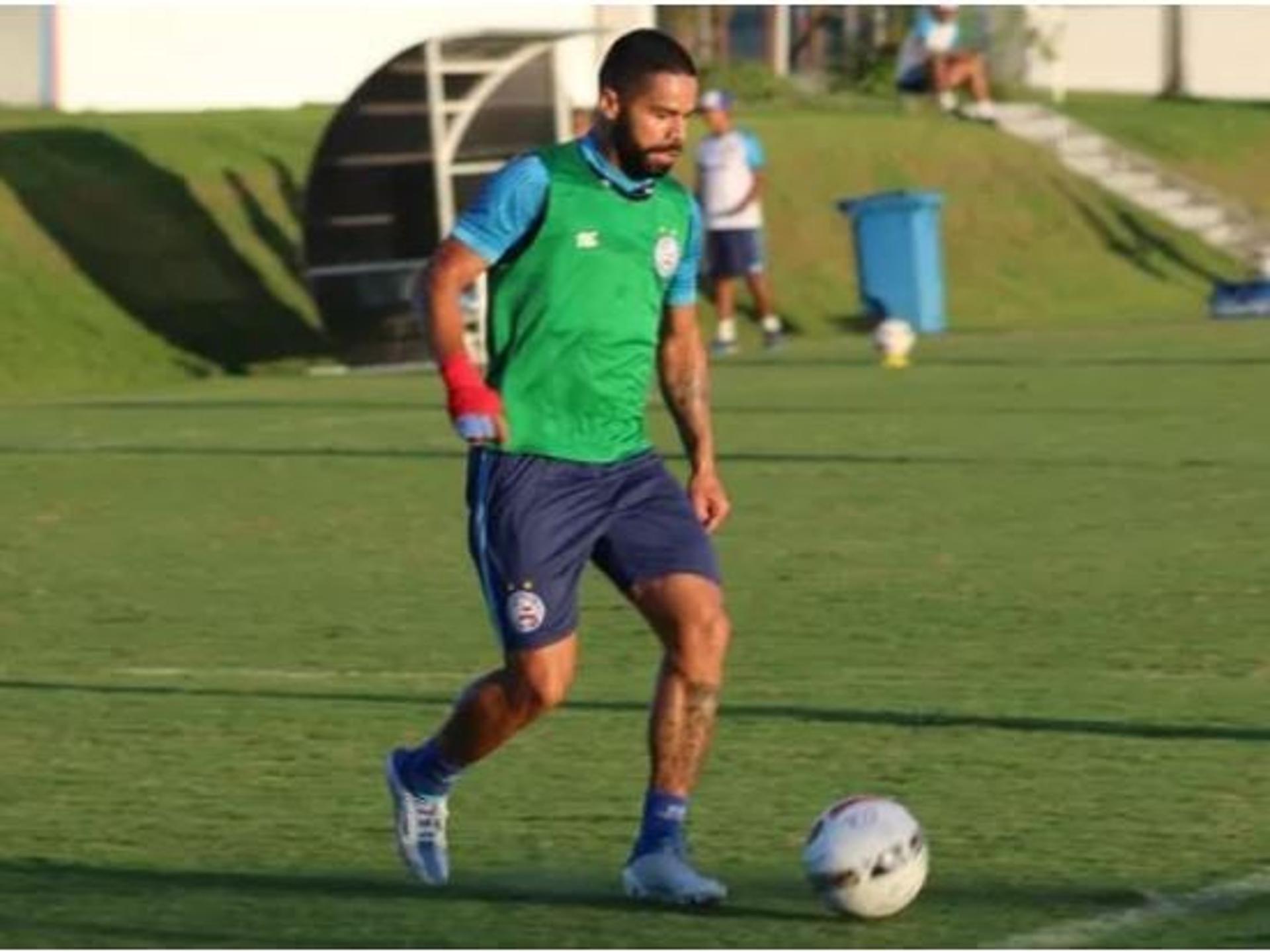 الأهلي ينافس الزمالك على "أفضل نادى" فى أفريقيا بحفل الكرة الذهبية الليلة 