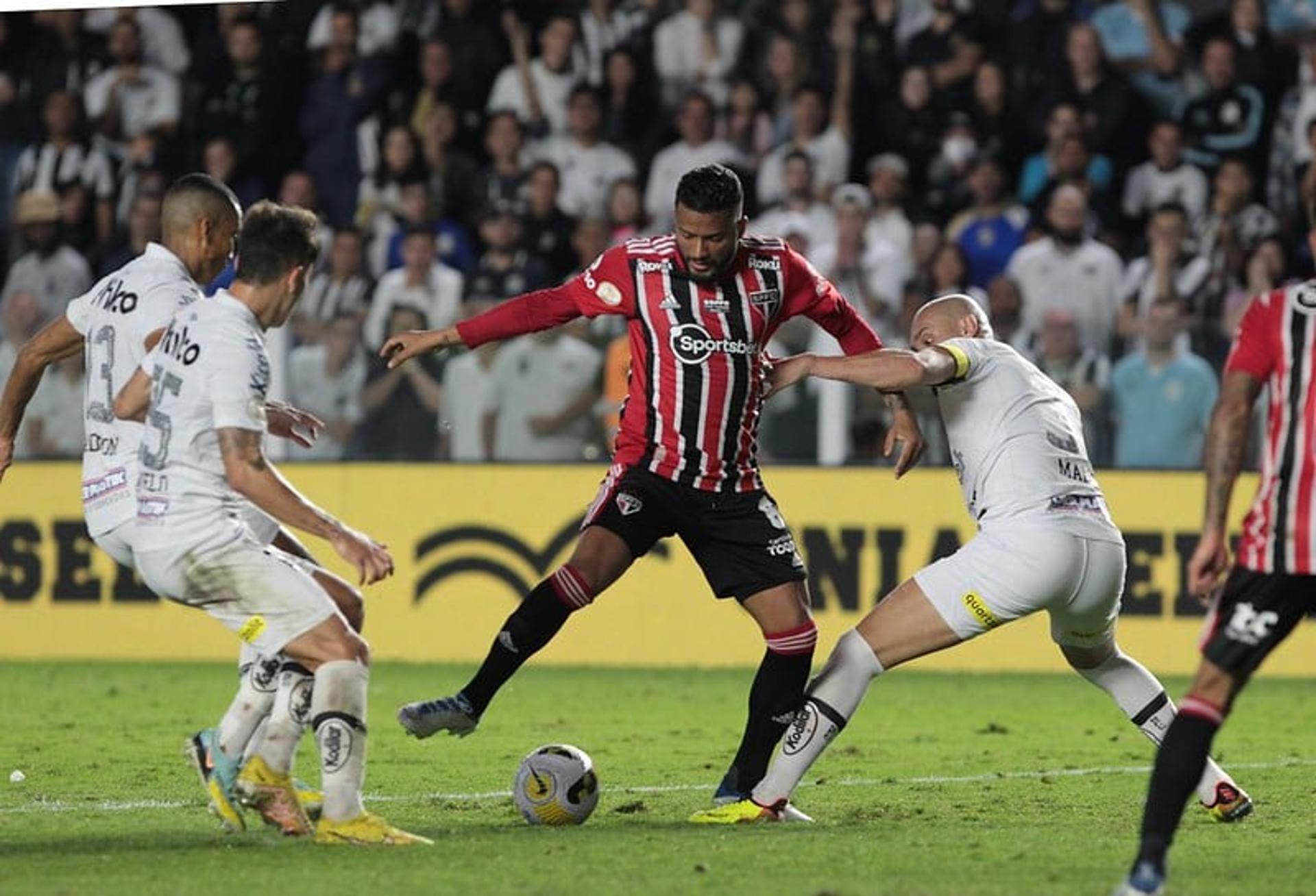 رسميا .. البرتغال تتأهل إلى دور الـ 16 في بطولة اليورو 