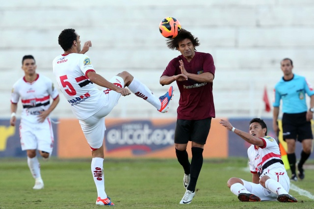 غياب لاعب العين عن مواجهة الأهلي 