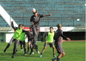 كاسيميرو بشكل صريح ” اشعر بثقة أكبر بجانب مودريتش و كروس ” ! 