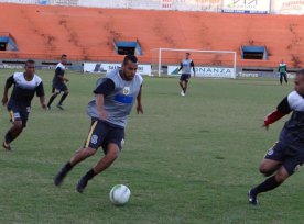 توتي: البرنابيو ملعب يغرس الشغف في اللاعب 