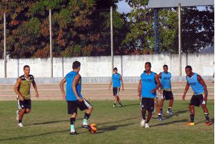 "مهر آسيا وما لها إلا خالد بن فهد" .. جماهير النصر تنتفض لـ"خطف" هدف ليفربول | 